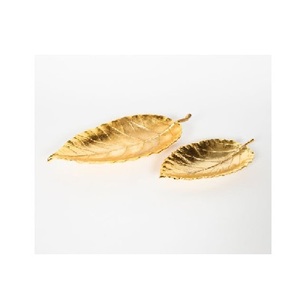 Plateau décoratif en métal plaqué or, 50 pièces, décoratif, de styliste, à vendre - Product Image 1