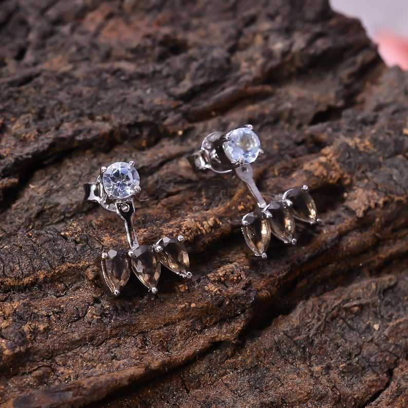 สีน้ำตาล