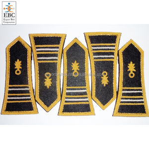 Épaulettes brodées de rang en fil d'or OEM, planche dure, planche d'épaule, vente en gros, broderie à la main, épaulettes de cérémonie - Product Image 6