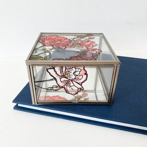 Caja de Joyería Floral Hecha a Mano, Precio al por Mayor, Caja de Joyería Vintage de Vidrio y Metal, Caja de Joyería de Vidrio de Fábrica - Product Image 1