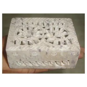 Boîtes de conception florale de sculpture artisanale en stéatite avec pierre de savon de conception de fleur attrayante belle utilisation de paquet de cadeaux
