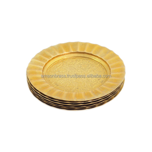 Sous-verre de tasse à thé en métal noir Dessous de verre décoratifs de table en laiton avec motif en relief Dessous de verre décoratifs - Product Image 1