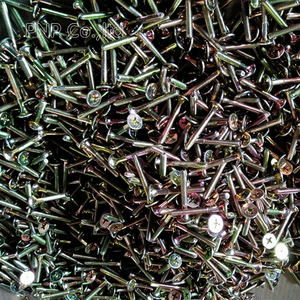 Tornillos Autorroscantes de Cabeza Avellanada de Acero Inoxidable M6 X M8 de la Marca Phuong Nam Phat, Tolerancia de Precisión, en Contenedores - Product Image 5