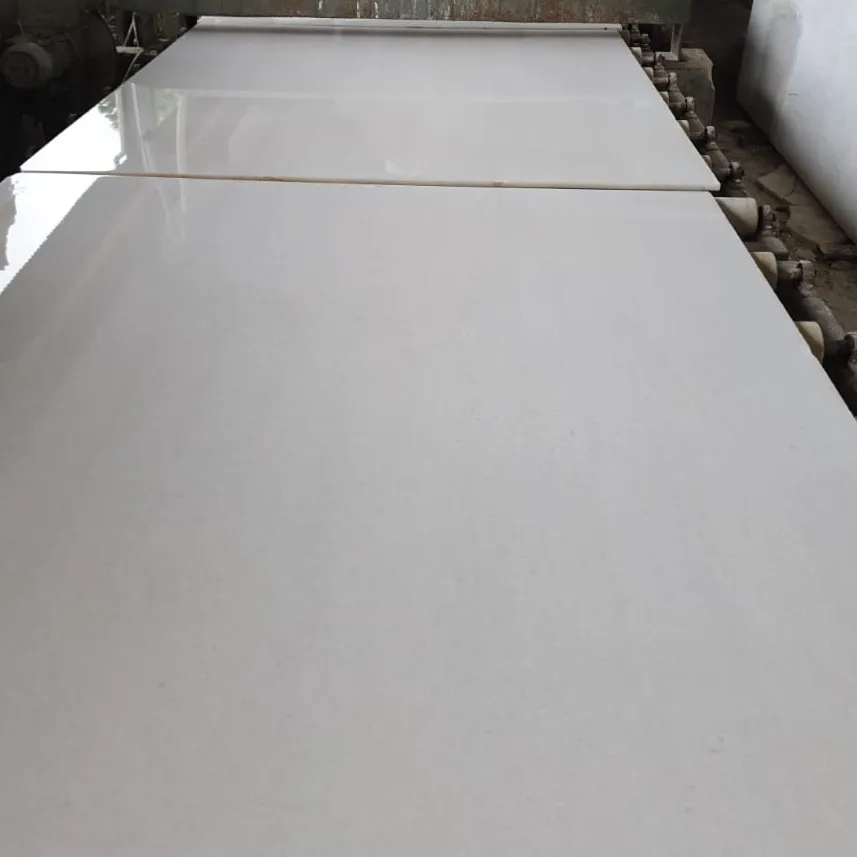 عرض خاص ألواح رخامية بيضاء مصقولة معالجة الأسطح 2 سنتيمتر
