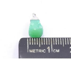Pendentif en Chrysoprase Calcaïdonie Vert Clair Brut Plaqué Or 14k/18k et Argent avec Bélière pour la Fabrication de Bijoux - Product Image 3