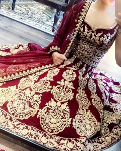 Diseñador exclusivo Premium Heavy Zari Work Lehenga Choli hecho a mano para ropa de fiesta elegante traje de boda pakistaní - Product Image 1
