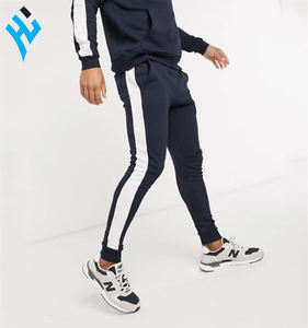 2025ชุดวอร์มผ้าฝ้าย100% 2ชิ้นสำหรับผู้ชายชุดวอร์มเสื้อสวมหัวมีฮู้ดและกางเกงจ็อกเกอร์โลโก้ตามสั่ง - Product Image 4