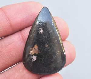 Gema Natural de Nuummite Apache (Negra) en Forma de Cabujón, 20-55mm, Ovalada/en Forma de Pera, Alta Calidad, Venta al Por Mayor para Decoración de Uñas - Product Image 4