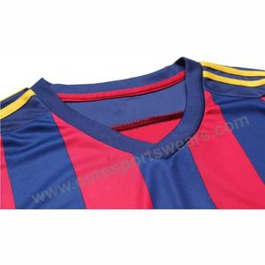 Ensemble d'uniformes de football respirants à manches courtes à séchage rapide de haute qualité pour maillot de football d'entraînement d'équipe pour adultes - Product Image 4