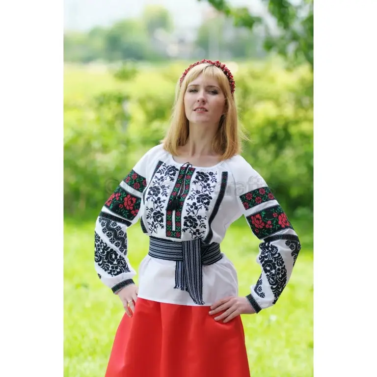 เสื้อโรมาเนียทำด้วยมือปักด้วยพู่ใส่สบายดูโรมาเนียคอลเลกชันใหม่เสื้อผู้หญิง2021