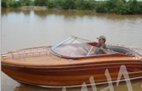 K135 - Yate Deportivo de Madera de Cedro Rojo de Alta Calidad, Barco de 6 Velocidades para Pesca, Turismo y Recreación Acuática, Barco de Madera Premium en Venta