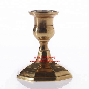 Nouveau design grand bougeoir avec finition dorée pour la décoration de la maison support de pilier en métal fait main au prix de gros de l'Inde - Product Image 4