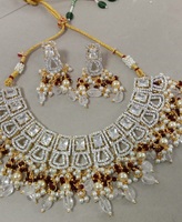 Meetali — colliers de mariage indiens, kundan et ad, mélange de diamants, collier de mariée lourd avec manga et boucle d'oreille, création de meetali, nouvelle collection