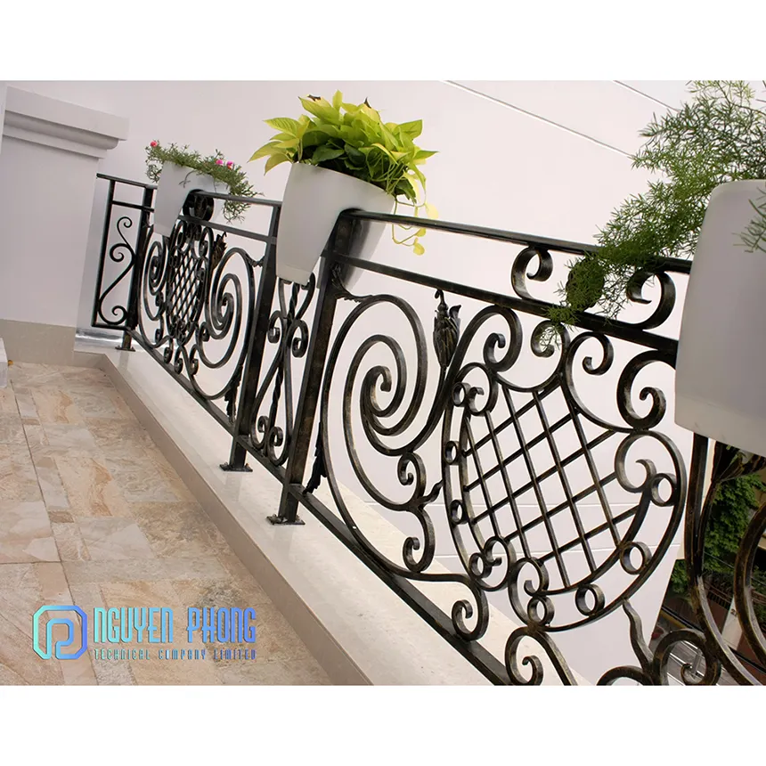 Wholesale Manufacturer In Stock Cast Wrought Iron Panels Balcony Fence Railing