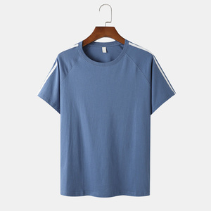 Chándal ajustado rojo OEM para hombre, chándal con cremallera y capucha para trotar - Product Image 1