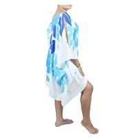 Nouvelle robe poncho tendance, imprimé fleuri, fond blanc, robe décontractée pour femme, robe de plage