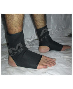 Vente en gros Quantité en vrac Chaussettes de cheville en néoprène Prix bon marché Équipement d'entraînement MMA Grappling Ensembles unisexe pour adultes - Product Image 2