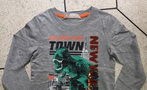 Lots de vêtements en surplus : T-shirts décontractés à manches longues en coton à col rond imprimés pour garçons et enfants, marques originales, stock du Bangladesh - Product Image 3