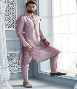 Kurta étnico largo para hombres sedoso y algodón estampado indio y pakistaní ropa para adultos - Product Image 6
