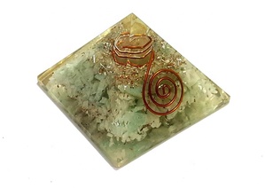 Green Aventurine Orgone Pyramid Reiki <b>Crystal</b> Chakra <b>Chips</b> and Stone Metaphysical Gemstone Aura Energy Healing - Product Image 3