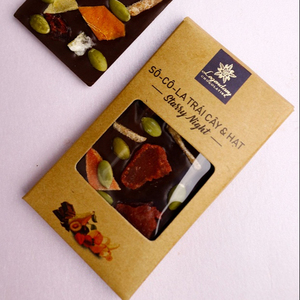 ช็อกโกแลตแท่งขายดี ผลิตภัณฑ์จากเวียดนาม ผสมผลไม้และถั่ว บรรจุกล่องสำหรับส่งออก ช็อกโกแลตนมแบบขายส่ง - Product Image 1
