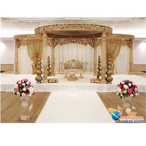 Hermoso Mandap de Madera para Bodas Hindúes en Interiores, Diseño Moderno, Impresionante Mandap de Madera para Bodas Indias en España - Product Image 1