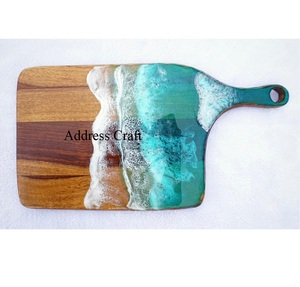 Planche à fromage personnalisée avec motif vague océanique, planche cadeau, art en époxy, planche à découper, vaisselle, maison et cuisine, plateau de restaurant - Product Image 3