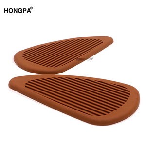 Genouillères <span class=keywords><strong>de</strong></span> <span class=keywords><strong>Protection</strong></span> <span class=keywords><strong>de</strong></span> <span class=keywords><strong>réservoir</strong></span> pour <span class=keywords><strong>moto</strong></span> Cafe Racer, <span class=keywords><strong>Protection</strong></span> <span class=keywords><strong>de</strong></span> <span class=keywords><strong>réservoir</strong></span> <span class=keywords><strong>de</strong></span> carburant - Product Image 1