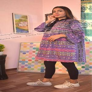 Kurtis en lin pour femmes pour l'hiver, style ethnique pakistanais brodé, marque Kacha Tanka pour adultes en Inde - Product Image 1