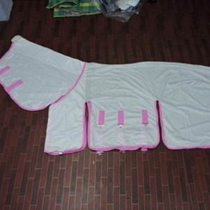 Alfombras de malla de caballo de alta calidad, combo de telas transpirables para cuello, forro interno, de malla, al precio más bajo en la India - Product Image 1