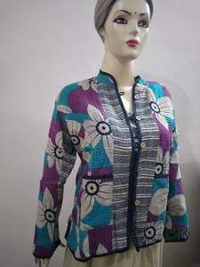 Abrigo Reversible Vintage Hecho a Mano de Algodón para Mujer, Chaqueta de Algodón Kantha Étnica - Product Image 5