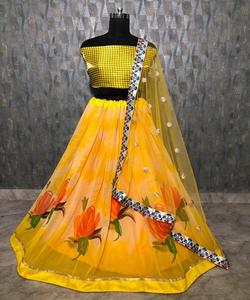 Bordado de seda de terciopelo de aspecto rico con trabajo de secuencia lehenga choli con ropa de recepción dupatta, vestido al mejor precio, ropa textil - Product Image 5
