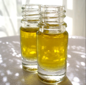 Aceite Portador de Semillas de Camelia Prensado en Frío, Herbal, con Ácido Oleico, en Forma Líquida, Certificado GMP, Hecho en China - Product Image 3