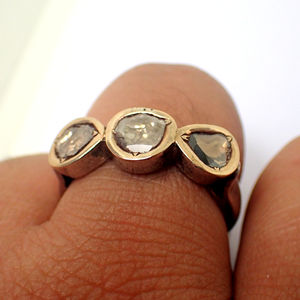 Anillo de diamante natural de Plata de Ley 925 étnico, conjunto de bisel de oro de dos tonos, joyería de patrón elegante - Product Image 1