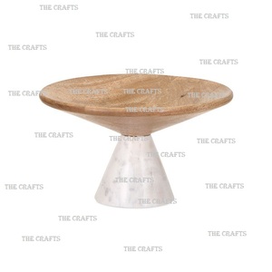 Bol de service en bois au design moderne, de qualité supérieure, pour la maison et la restauration, en vente - Product Image 2