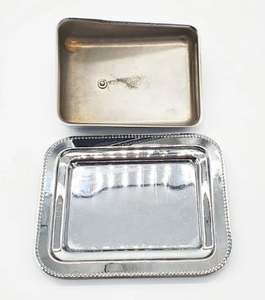 Mantequilla gris de acero inoxidable con tapa de madera perfecta para cocina moderna y servicio de comida elegante - Product Image 4