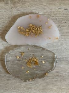 Posavasos de resina con borde blanco perla y dorado, accesorios, almohadillas, posavasos de resina - Product Image 4