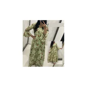 Mới Đến Gown Georgette Dài Ưa Thích Gown Đảng Mặc Ưa Thích Ăn Mặc Cho Phụ Nữ Tại Giá Cả Hợp Lý