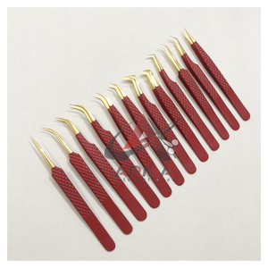 Pince à cils en acier inoxydable à revêtement en poudre personnalisée avec pointe pointue et logo personnalisé - Product Image 1