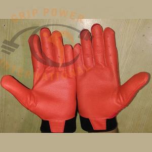 Catégorie de produits Gants de frappeur en cuir de conception rouge et noire personnalisée Confortables et élégants - Product Image 2
