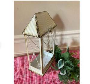 Lanterne cylindrique ronde de luxe en métal, parfaite pour Noël et l'affichage de bougies festives et les idées élégantes de décoration intérieure - Product Image 4