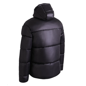 Manteau en duvet bouffant coupe-vent pour femme avec capuche imperméable manches côtelées et logo avant longue veste en duvet coupe-vent - Product Image 5