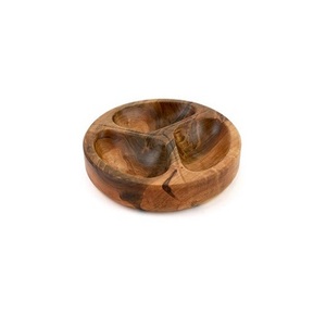 Bol à salade en bois poli de haute qualité au design attrayant avec cuillère et fourchette pour la présentation sur table dans les hôtels et restaurants - Product Image 4
