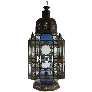 Décoration en verre multicolore Lanterne suspendue durable Bougie suspendue de qualité supérieure Lanterne en métal pour la maison et l'hôtel - Product Image 1