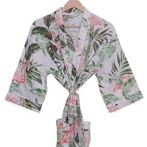 Robe kimono en coton 100% respirant, fabriquée à la main en Inde, imprimé floral, enveloppe de bikini, vêtements de nuit décontractés, vêtements de plage pour femmes, été, printemps, automne - Product Image 4