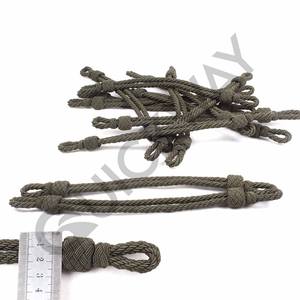 เครื่องแบบพิธีการสีสันสดใสใส่สบายพร้อมสายรัดติดโลโก้และทนทาน - Product Image 1