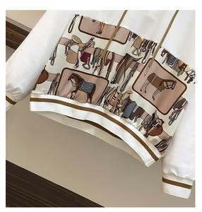 Heavyweight Custom Sweatpants and <b>Hoodies</b> Set for Men with Boxy Design and No String Feature - Product Image 5