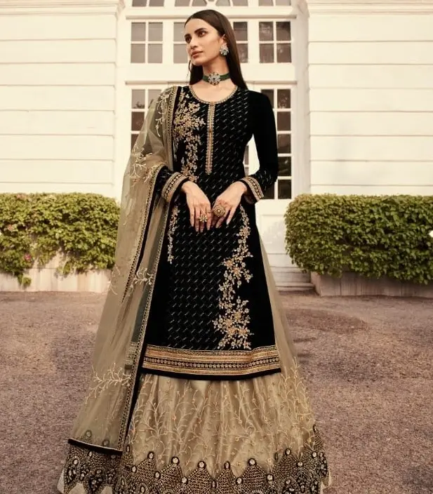 結婚式のコレクションのためのインドのパキスタンSalwarKameez女性のための最低価格と高品質の製品を備えた最新のSalwarKameez
