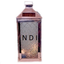 Lanterne à bougie en métal personnalisée Lanterne en verre léger en corde pour la maison, hôtel, décoration de balcon polie brillante Lanterne suspendue - Product Image 5