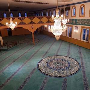 High Quality Mosque Carpet Machine Made Prayer Car Use Woven Acrylic Polypropylene Polyamide Wool Commercial Use - Product Image 1